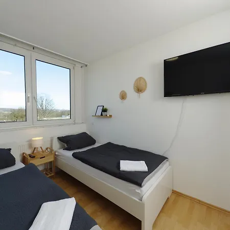 6 Bed For Work Crews * Bochum